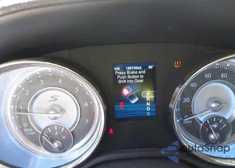 2013 Chrysler 300 300S z USA, uszkodzony, nr VIN 2C3CCAGG9DH567441